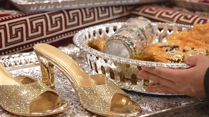 Rounded Silver Gifting Tray