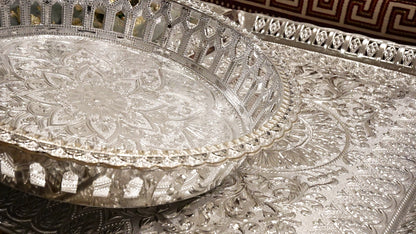 Rounded Silver Gifting Tray
